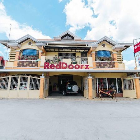 Reddoorz At La Casa Guesthouse Former Reddoorz At Tamarind Street Angeles City Esterno foto